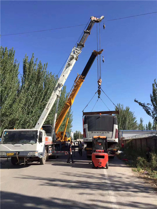 衡山县港口集装箱搬运案例